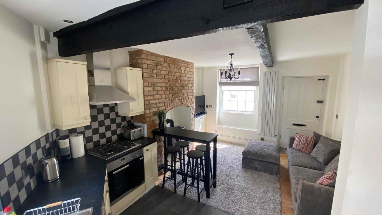 2 Bed House In Knaresborough Villa Exterior photo